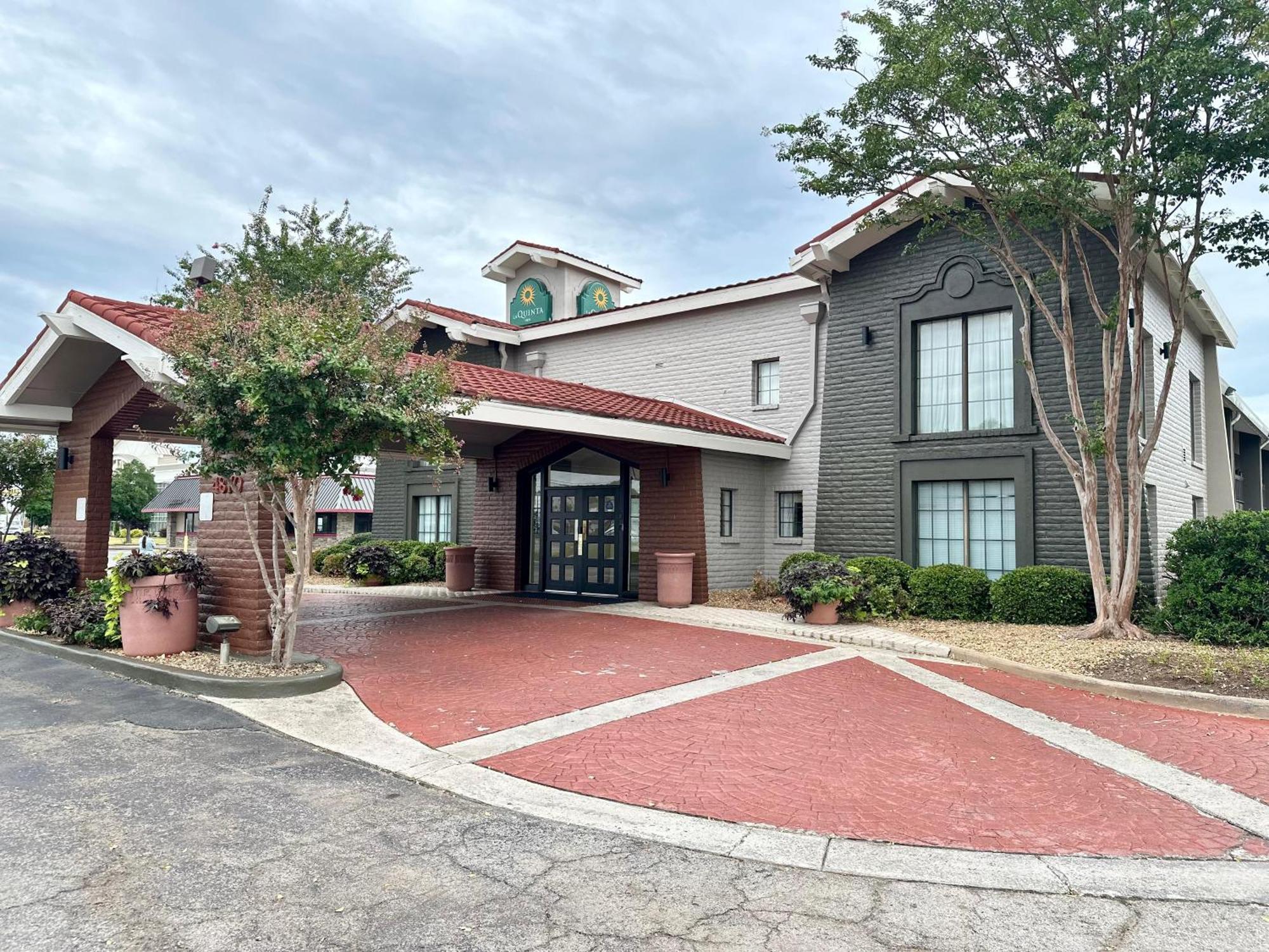 La Quinta Inn By Wyndham Huntsville Research Park Εξωτερικό φωτογραφία