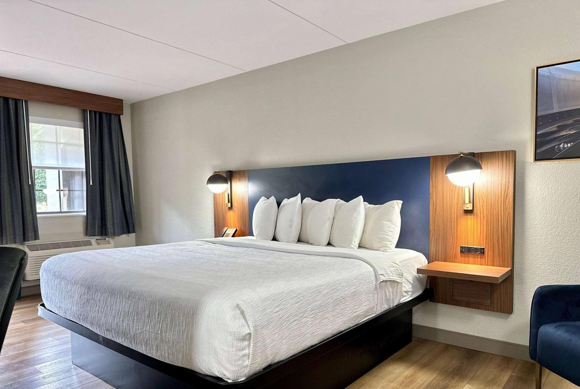 La Quinta Inn By Wyndham Huntsville Research Park Εξωτερικό φωτογραφία