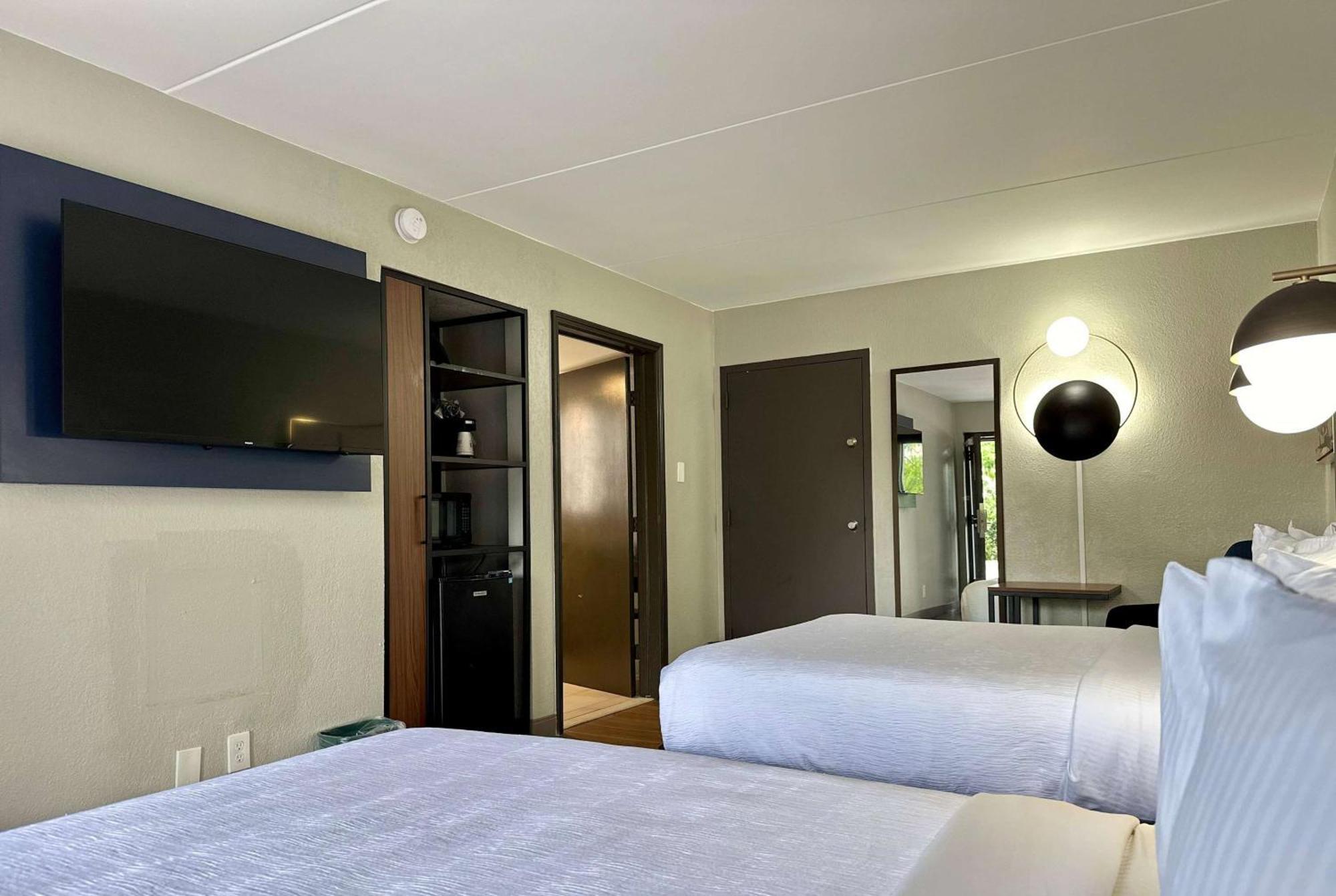 La Quinta Inn By Wyndham Huntsville Research Park Εξωτερικό φωτογραφία